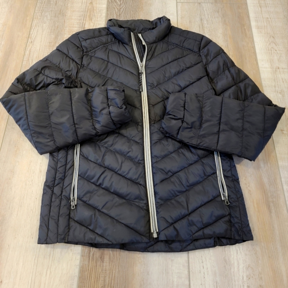 Gap Lightweight Packable Jacket - image 1